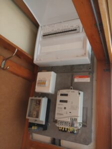 Elektroměrový rozvaděč + domovní